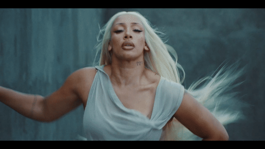 Naomi Sharon - Miss That